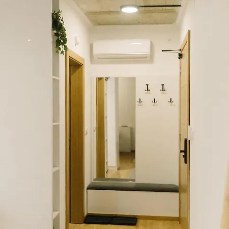 Meebo Apartments Νόβι Σαντ Εξωτερικό φωτογραφία