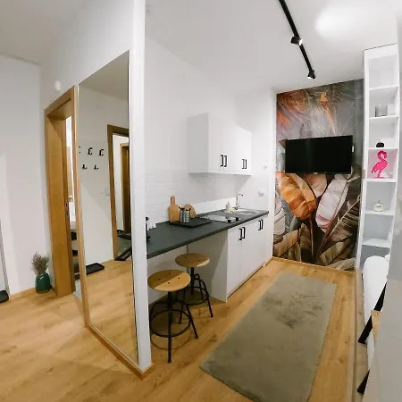 Meebo Apartments Νόβι Σαντ Εξωτερικό φωτογραφία