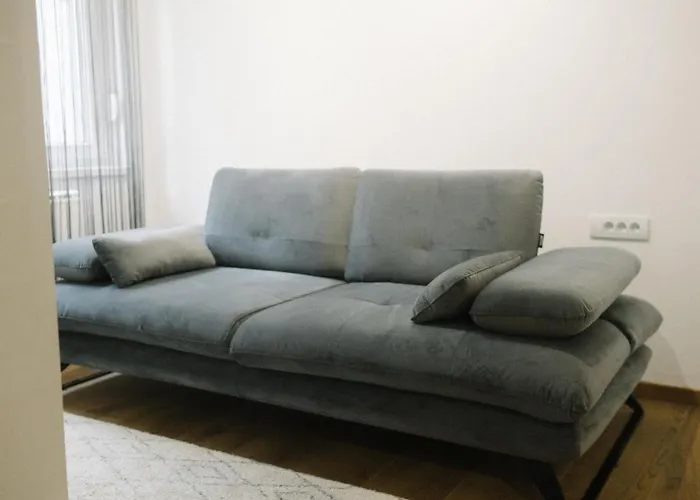 Meebo Apartments