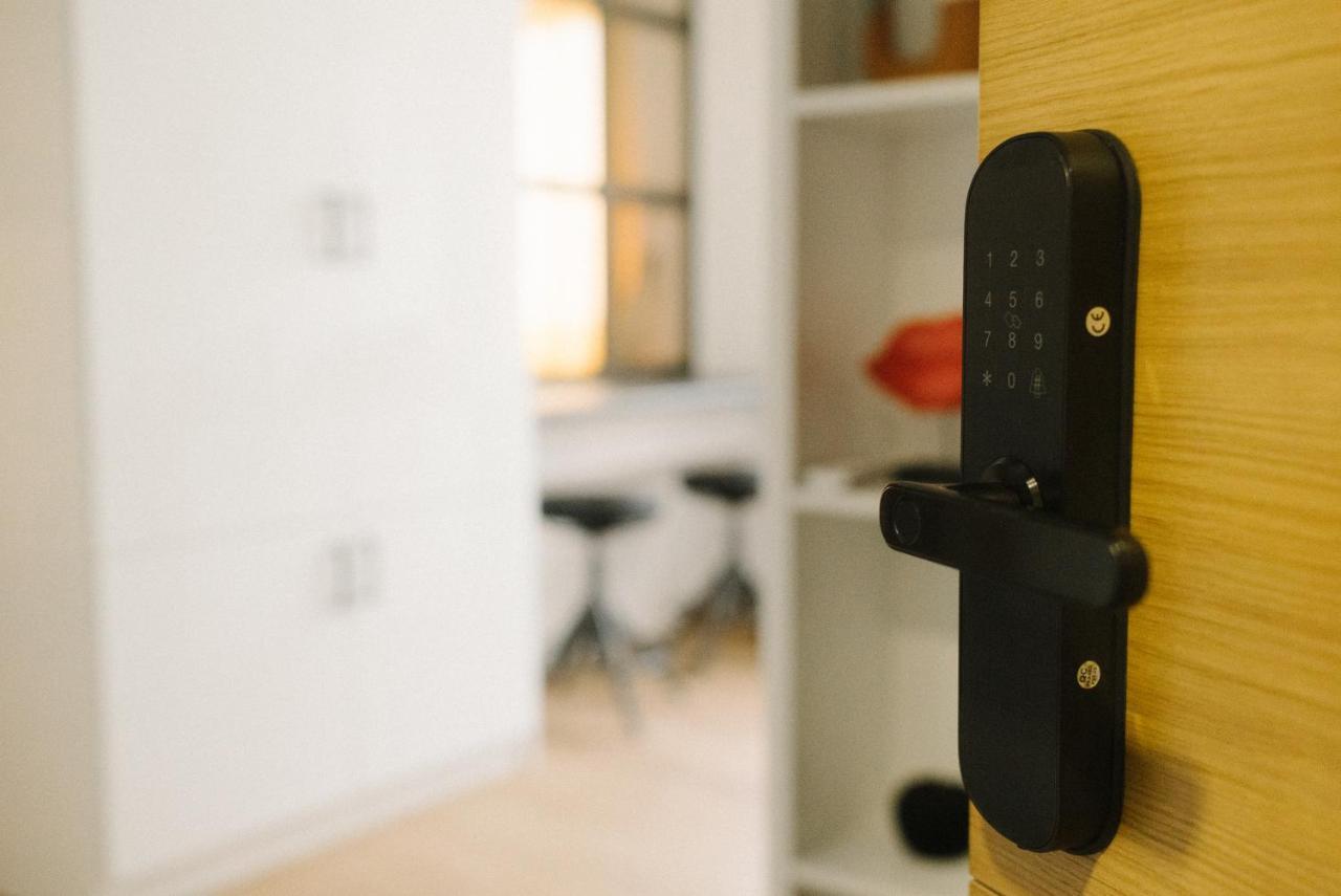 Meebo Apartment *